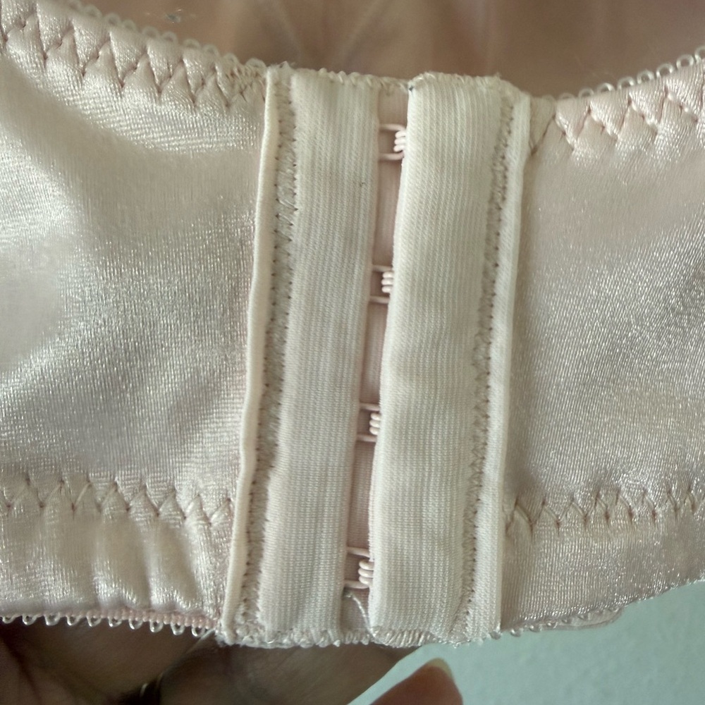 Bali Women’s Double Support WireFree Bra Size 42C Style #3820 Pale Pink Stretch - Picture 5 of 6